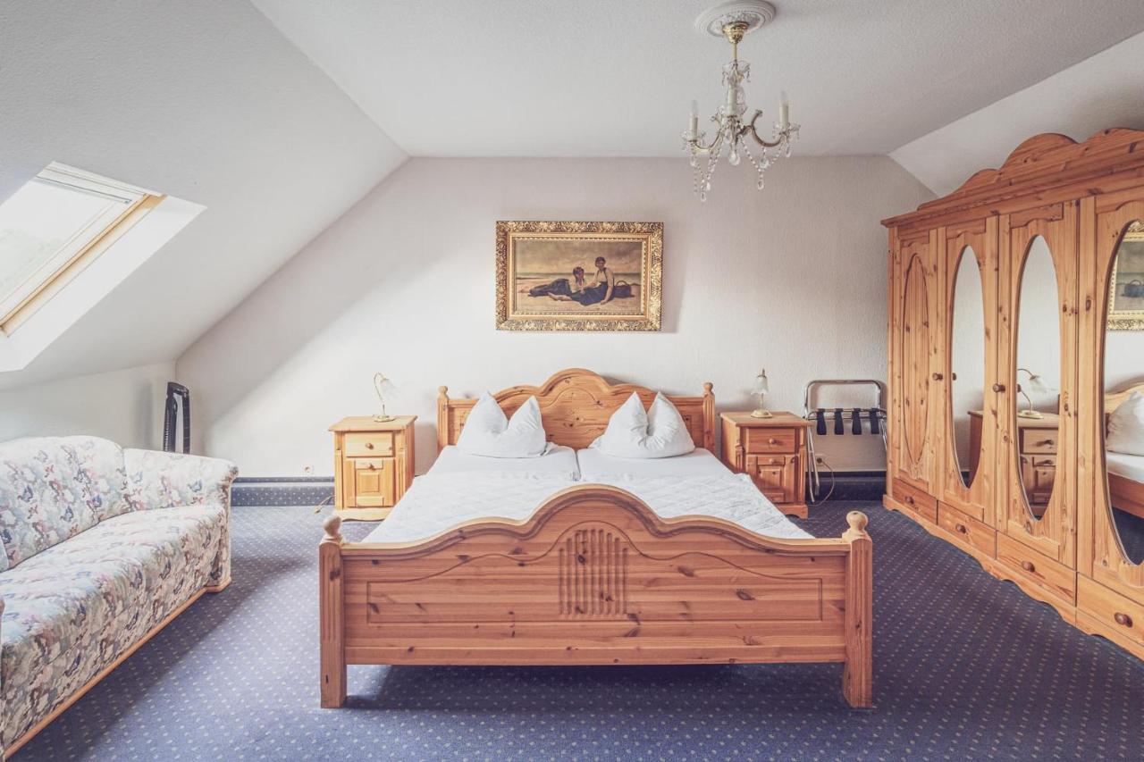 Schloss Destille Dormagen Luaran gambar