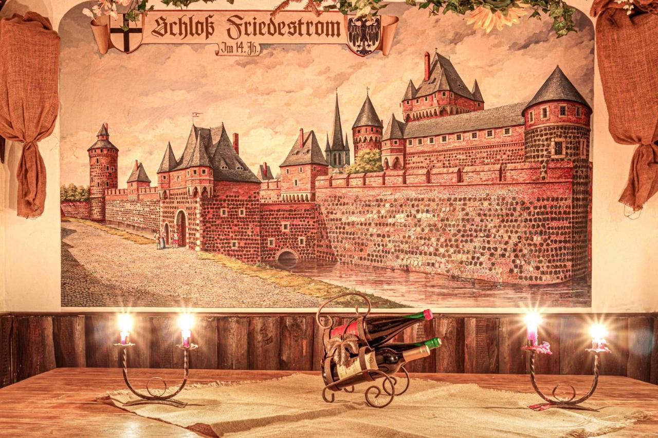 Schloss Destille Dormagen Luaran gambar