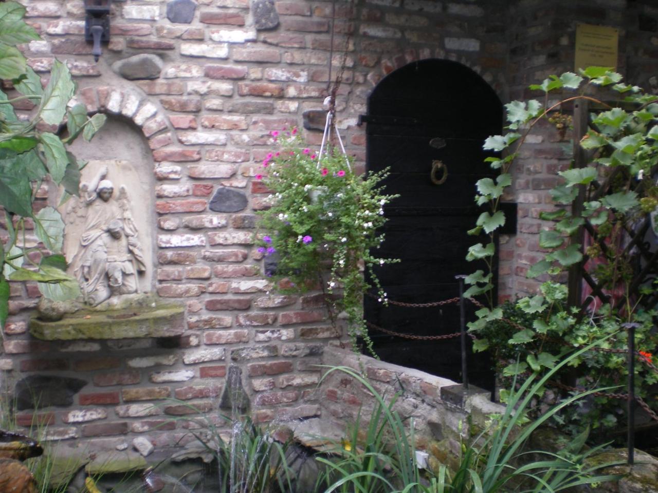 Schloss Destille Dormagen Luaran gambar